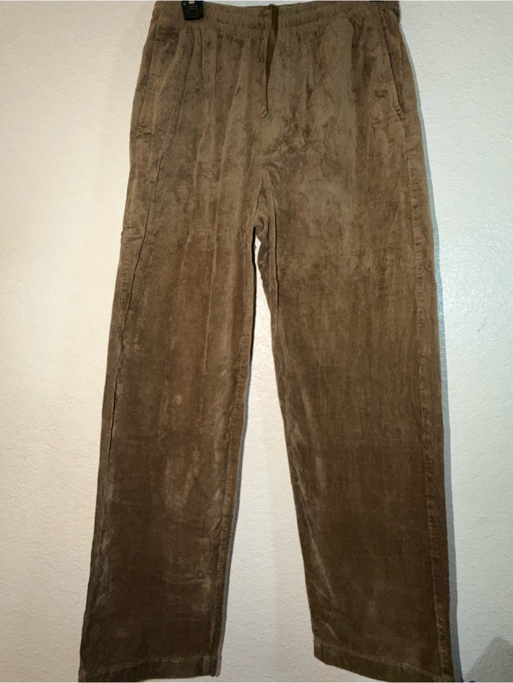Uniqlo Men's Corduroy Pants in Brown